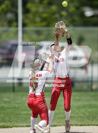 Thumbnail 2 in Lehi vs. Uintah photogallery.