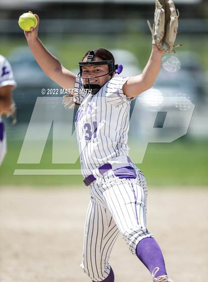 Thumbnail 2 in Lehi vs. Uintah photogallery.