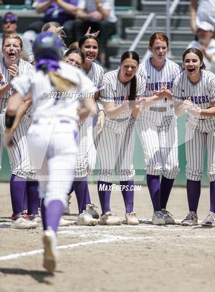 Thumbnail 1 in Lehi vs. Uintah photogallery.