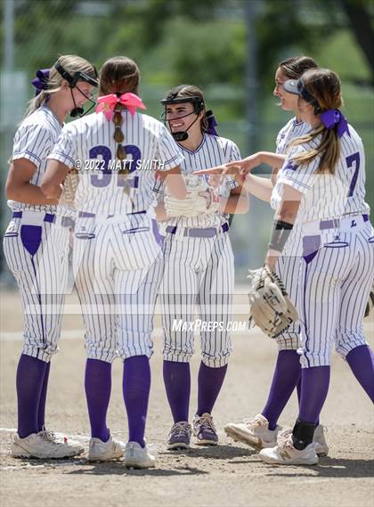 Thumbnail 3 in Lehi vs. Uintah photogallery.