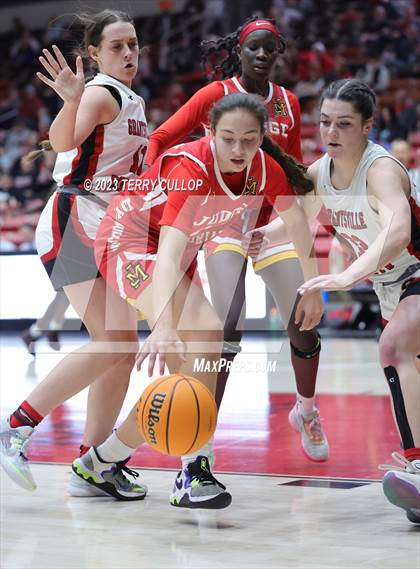 Thumbnail 3 in Grantsville vs. Judge Memorial Catholic (UHSAA 3A Quarterfinal) photogallery.
