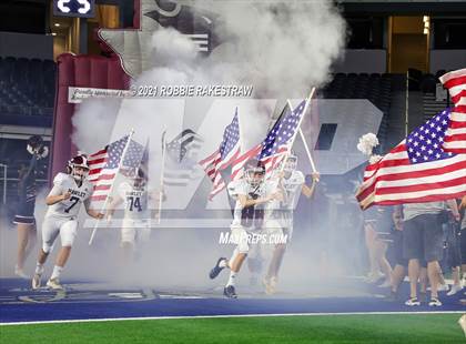 Thumbnail 1 in Hawley vs. Shiner (UIL Football 2A D1 Finals) photogallery.