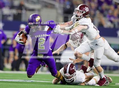 Thumbnail 3 in Hawley vs. Shiner (UIL Football 2A D1 Finals) photogallery.