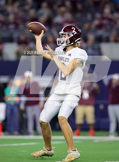 Thumbnail 1 in Hawley vs. Shiner (UIL Football 2A D1 Finals) photogallery.