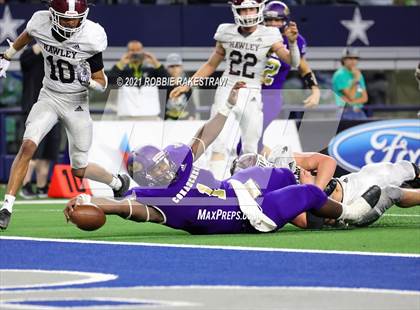 Thumbnail 1 in Hawley vs. Shiner (UIL Football 2A D1 Finals) photogallery.