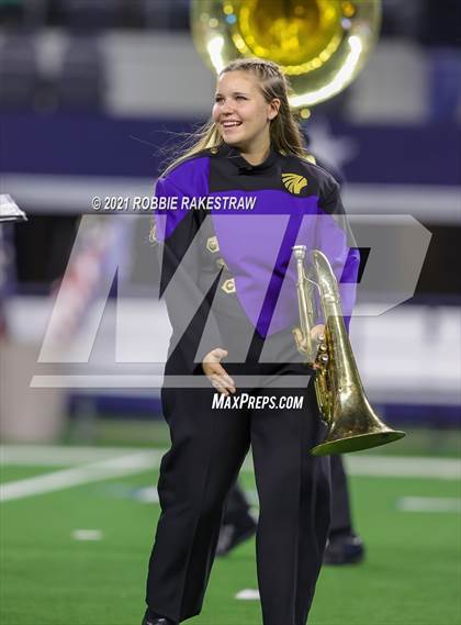 Thumbnail 3 in Hawley vs. Shiner (UIL Football 2A D1 Finals) photogallery.