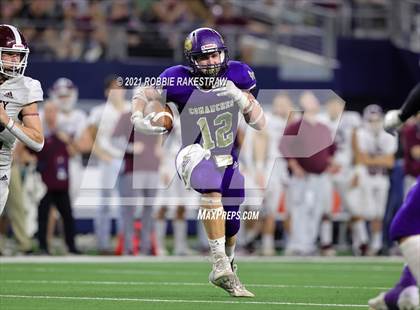 Thumbnail 1 in Hawley vs. Shiner (UIL Football 2A D1 Finals) photogallery.