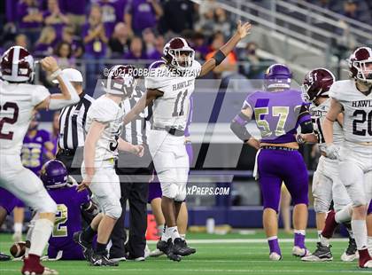 Thumbnail 3 in Hawley vs. Shiner (UIL Football 2A D1 Finals) photogallery.