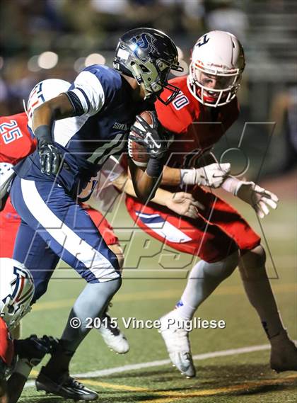 Thumbnail 3 in Sierra Canyon vs. Viewpoint photogallery.