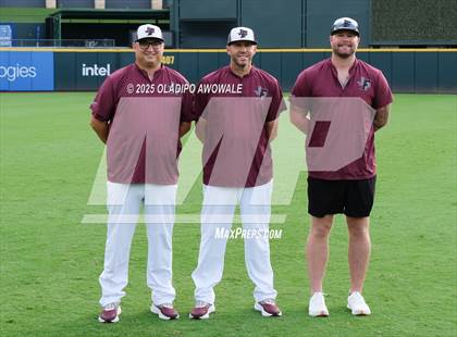 Thumbnail 2 in Fayetteville vs. Gordon (UIL Baseball 1A Final) photogallery.