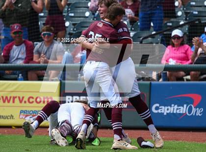 Thumbnail 2 in Fayetteville vs. Gordon (UIL Baseball 1A Final) photogallery.