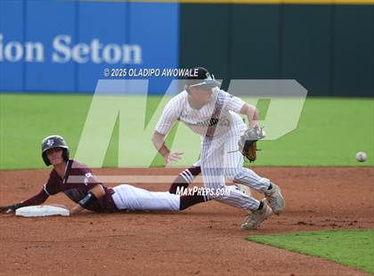 Thumbnail 1 in Fayetteville vs. Gordon (UIL Baseball 1A Final) photogallery.