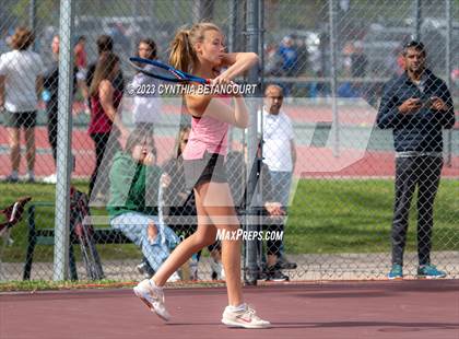 Thumbnail 1 in CHSAA 5A Semifinals photogallery.