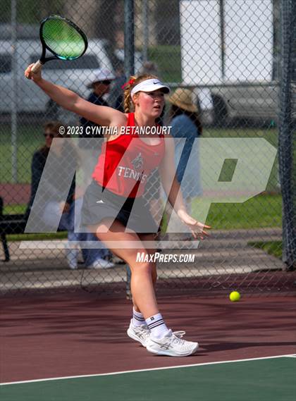 Thumbnail 3 in CHSAA 5A Semifinals photogallery.
