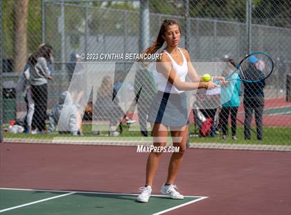 Thumbnail 1 in CHSAA 5A Semifinals photogallery.