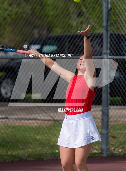 Thumbnail 2 in CHSAA 5A Semifinals photogallery.