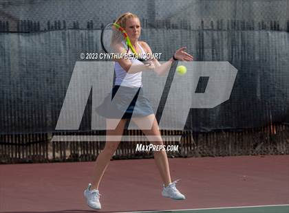 Thumbnail 2 in CHSAA 5A Semifinals photogallery.