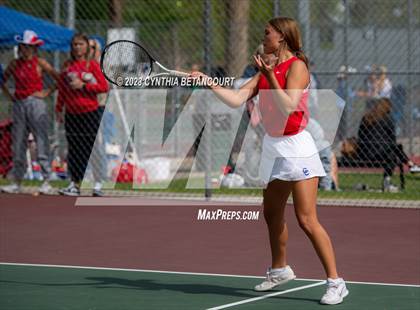 Thumbnail 2 in CHSAA 5A Semifinals photogallery.