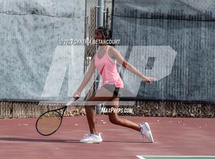 Thumbnail 2 in CHSAA 5A Semifinals photogallery.