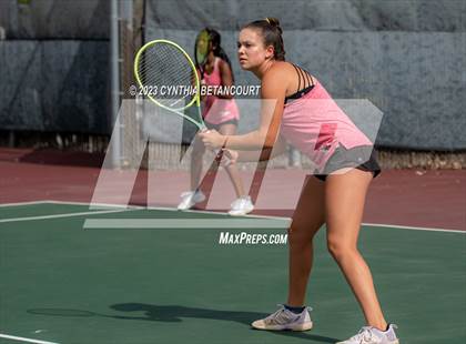 Thumbnail 2 in CHSAA 5A Semifinals photogallery.