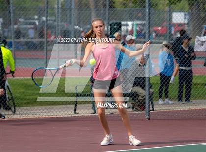 Thumbnail 1 in CHSAA 5A Semifinals photogallery.
