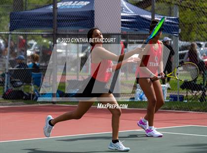 Thumbnail 1 in CHSAA 5A Semifinals photogallery.