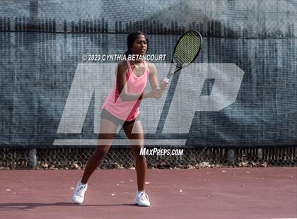 Thumbnail 1 in CHSAA 5A Semifinals photogallery.