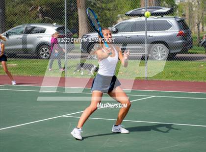 Thumbnail 1 in CHSAA 5A Semifinals photogallery.