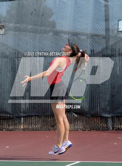Thumbnail 1 in CHSAA 5A Semifinals photogallery.