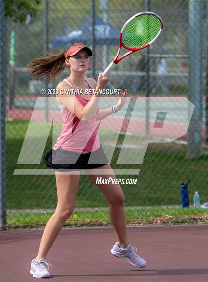 Thumbnail 1 in CHSAA 5A Semifinals photogallery.