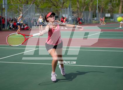 Thumbnail 1 in CHSAA 5A Semifinals photogallery.