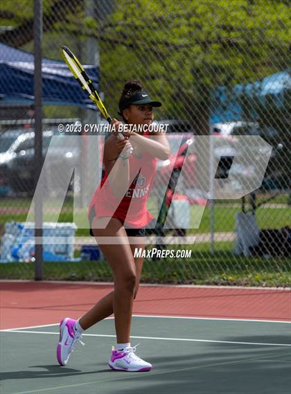 Thumbnail 1 in CHSAA 5A Semifinals photogallery.