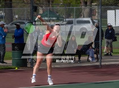 Thumbnail 2 in CHSAA 5A Semifinals photogallery.
