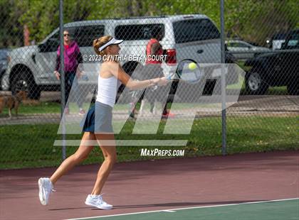 Thumbnail 1 in CHSAA 5A Semifinals photogallery.