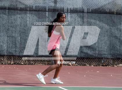 Thumbnail 3 in CHSAA 5A Semifinals photogallery.