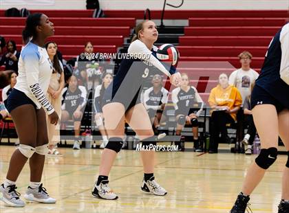 Thumbnail 1 in Widefield @ Coronado photogallery.