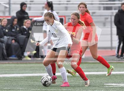 Thumbnail 3 in Cathedral Catholic vs. Capistrano Valley (Excalibur) photogallery.