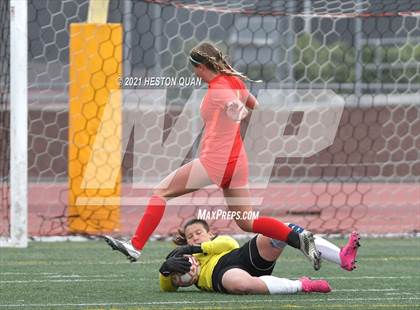 Thumbnail 2 in Cathedral Catholic vs. Capistrano Valley (Excalibur) photogallery.