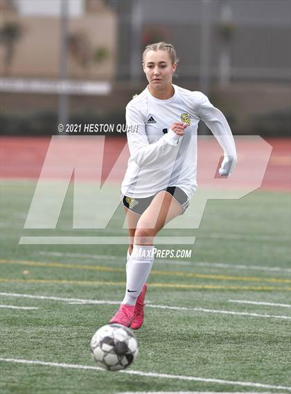 Thumbnail 2 in Cathedral Catholic vs. Capistrano Valley (Excalibur) photogallery.