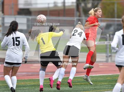 Thumbnail 3 in Cathedral Catholic vs. Capistrano Valley (Excalibur) photogallery.