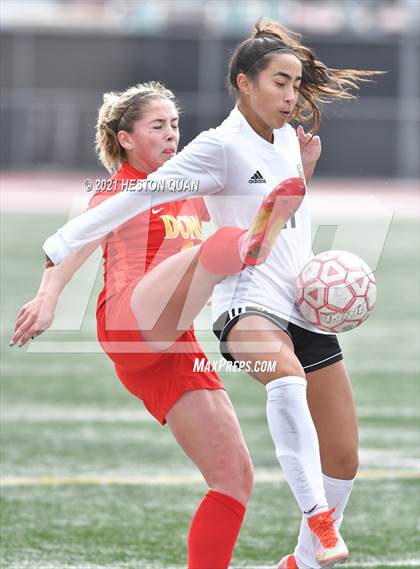 Thumbnail 2 in Cathedral Catholic vs. Capistrano Valley (Excalibur) photogallery.
