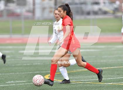 Thumbnail 2 in Cathedral Catholic vs. Capistrano Valley (Excalibur) photogallery.