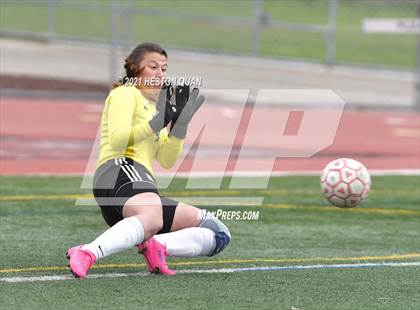 Thumbnail 3 in Cathedral Catholic vs. Capistrano Valley (Excalibur) photogallery.
