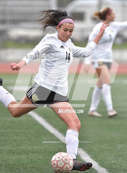 Thumbnail 1 in Cathedral Catholic vs. Capistrano Valley (Excalibur) photogallery.