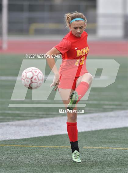 Thumbnail 3 in Cathedral Catholic vs. Capistrano Valley (Excalibur) photogallery.