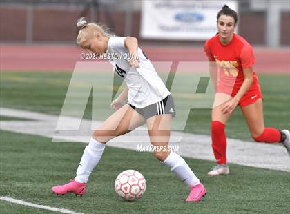 Thumbnail 1 in Cathedral Catholic vs. Capistrano Valley (Excalibur) photogallery.