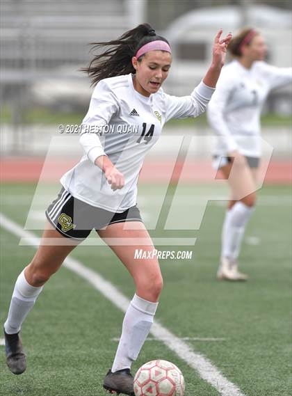 Thumbnail 3 in Cathedral Catholic vs. Capistrano Valley (Excalibur) photogallery.