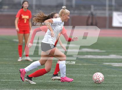 Thumbnail 3 in Cathedral Catholic vs. Capistrano Valley (Excalibur) photogallery.
