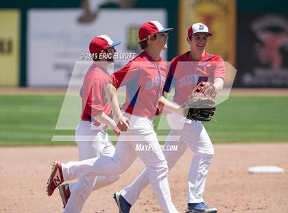 Thumbnail 2 in Beaver vs Selinsgrove (PIAA 4A Championship) photogallery.