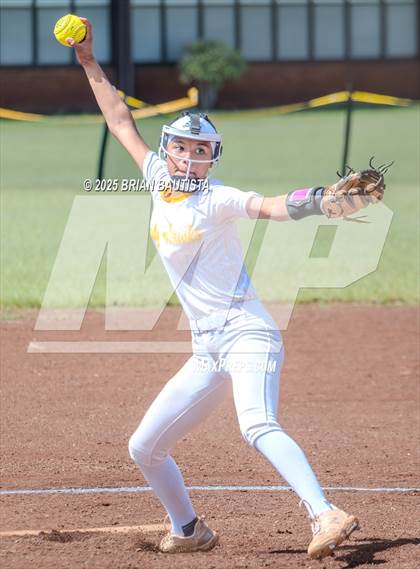 Thumbnail 2 in Nanakuli @ Leilehua photogallery.